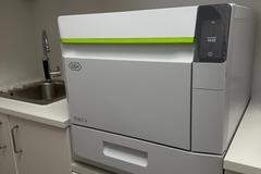 Gebruikte apparatuur: Tafelmodel THermodisinfector THED - W&H