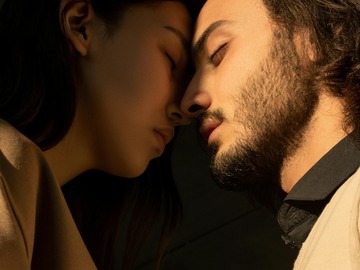 Selling: His/Her Next Moves Toward You WITHIN 2 HOUR BEFORE 11PM