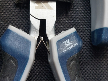 À vendre: Pochette de pinces   