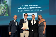 Renting out:  Molendinar QLD ,Souter Built. PTY LTD