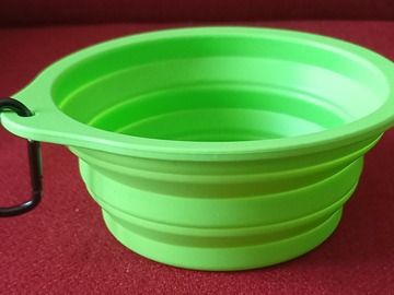 Vente: GAMELLE PLIABLE POUR ANIMAUX