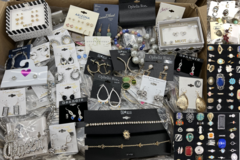 Bulk Lots: 100 pcs Jewelry Wholesale Liquidation Lots 