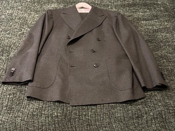 Selling with online payment: WORN ONCE SUITREVIEW SUIT