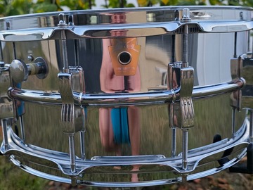 Selling with online payment: Chicago Badge Ludwig Supraphonic 6.5x14 