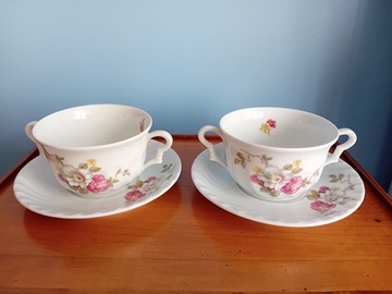 Selling: 2 grandes tasses en porcelaine de Couleuvre