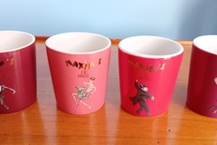 Vente: 4 tasses à café "Maxim's de Paris" - Neuves