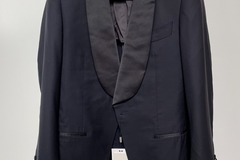Selling with online payment: [EU] NWT Suitsupply midnight blue dinner jacket, size 38R
