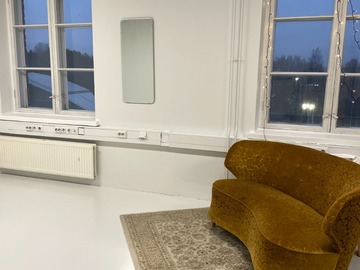 Renting out: Jaettava työtila/studio/