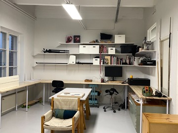 Renting out: Jaettava työtila/studio/