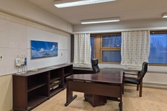 Renting out: Fiksua toimi- ja varastotilaa palveluiden sydämessä