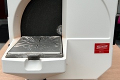 Gebruikte apparatuur: RENFERT GIPSTRIMMER