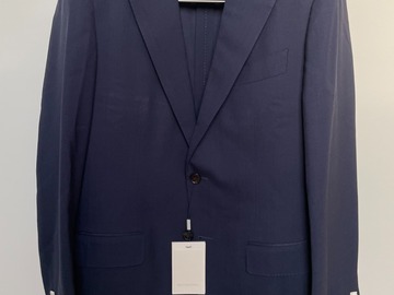 Selling with online payment: [EU] NWT Suitsupply navy traveller suit, size 38R