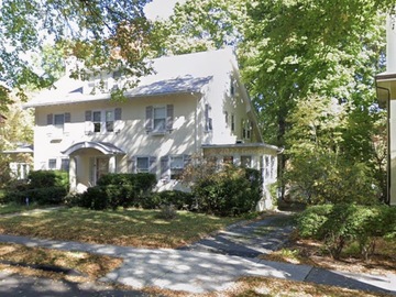Weekly Rentals (Owner approval required): Brookline MA, Indoor Garage With Flat Driveway