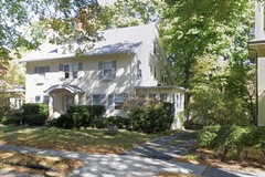 Weekly Rentals (Owner approval required): Brookline MA, Indoor Garage With Flat Driveway