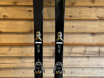 Winter sports: Armada Declivity 92i Skis with Look Pivot 15 bindings