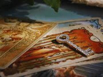 Selling: 12 Months Ahead • Love, Fate, Destiny • Ask 3 Questions as BONUS