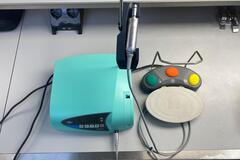 Gebruikte apparatuur: W&H Implantmed