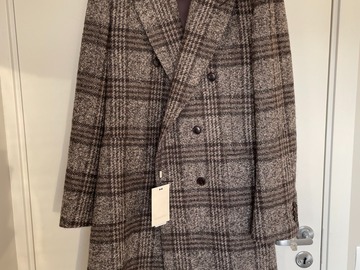 Selling with online payment: [EU] NWT Suitsupply brown db checked coat, size 38R