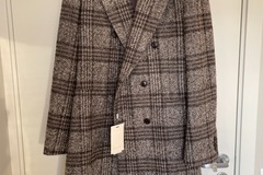 Selling with online payment: [EU] NWT Suitsupply brown db checked coat, size 38R