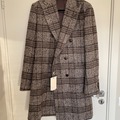 Selling with online payment: [EU] NWT Suitsupply brown db checked coat, size 38R