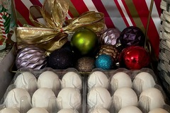 Selling with online payment: Fresh White Eggs in Elsa, Texas