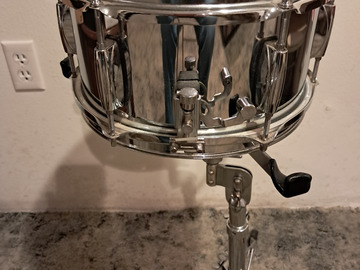 Selling with online payment: GRETSCH 10X5.5 SNARE DRUM