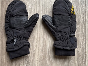Winter sports: Warm child‘s mittens