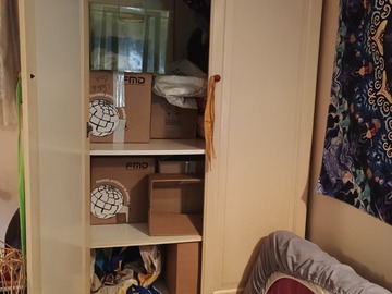 Offre: Donne armoire 