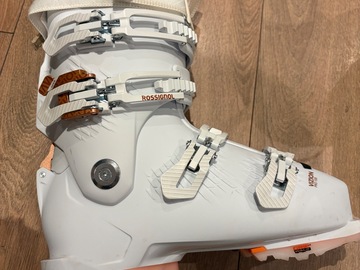 Winter sports: ROSSIGNOL ON PISTE SKI BOOTS VIZION 4B PRO 100 GW