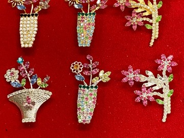 Bulk Lots: 25 pcs-Swarovski Rhinestone Pins- Asst. Styles- $3.99 each