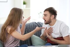 Selling: Is he ready to invest in yout connection? Fast answers 