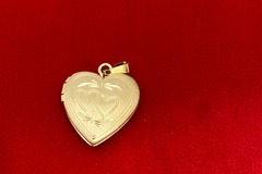 Bulk Lots: 12 pcs--Genuine 14kt GOLD FILLED Heart Locket--$8.00 each