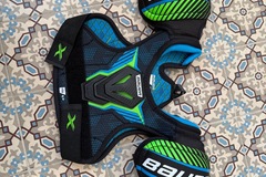 Verkaufen mit Online-Zahlungen: Brustschutz Bauer X Bambini Youth Small