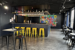 Vermietung pro halben Tag (4 Stunden): Espace polyvalent de 60 m² – RDC, lumineux