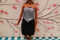 Vente au détail: Ensemble jupe et caraco