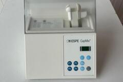 Gebruikte apparatuur: 3M Espe Cap mix schudapparaat