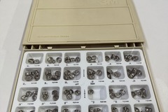 Gebruikte apparatuur: 3M Stainless steel kronen permanent molar
