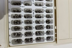 Gebruikte apparatuur: 3M Stainless steel kronen primary polar