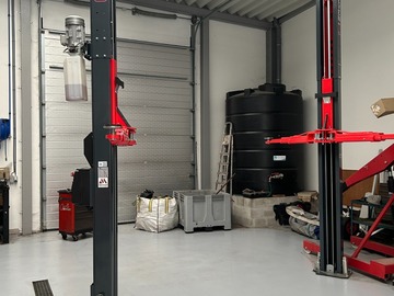 For sale : GARAGE MEKANIEK EN CARROSSERIEGEREEDSCHAP