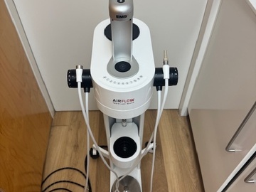 Gebruikte apparatuur: Airflow Prophylax Master EMS