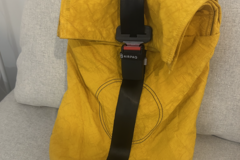Myydään: Yellow Airpaq Backpack / reppu -  like new