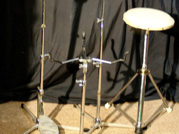 Selling with online payment: SOLD  1960s Slingerland hardware SOLD