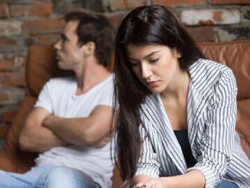 Selling: The space between us ✨️ Why is he distant?