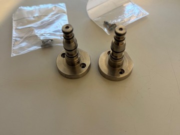 Gebruikte apparatuur: Aansluiting/koppelstuk DAC voor airrotor/turbine hoekstuk 2 stuks