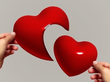 Selling: The Distance Between Us Tarot Reading 