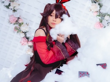 Selling with online payment: UWOWO Genshin Impact - Bunny Hu Tao