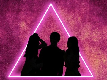 Selling: The deep love triangle reading! 