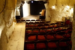 1 week rental: Location théâtre Loches - 45mn de Tours, 1h d'Orléans,2h de Paris