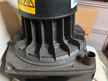 Gebruikte apparatuur: Durr dental uitzuigmotor vs 300 s