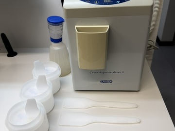Gebruikte apparatuur: Cavex alginate mixer II